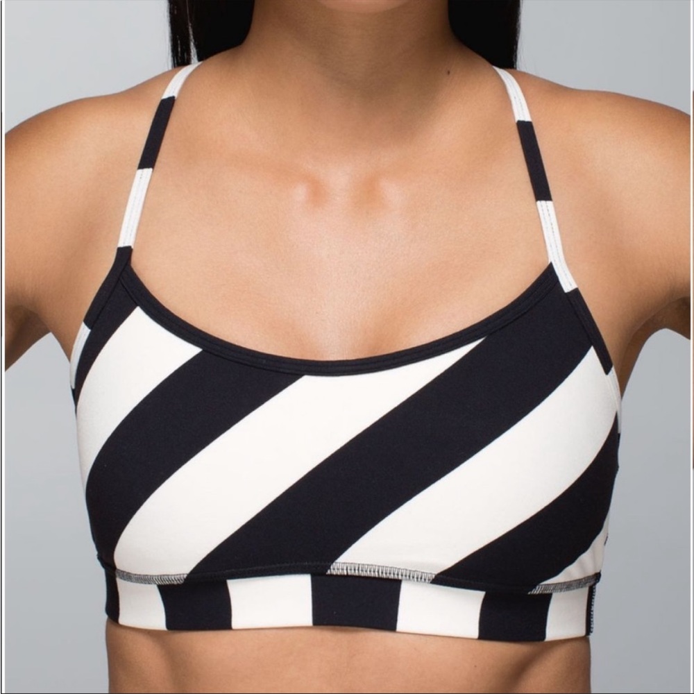 Lululemon Flow Y Bra IV Stripe Bra. Size 4.